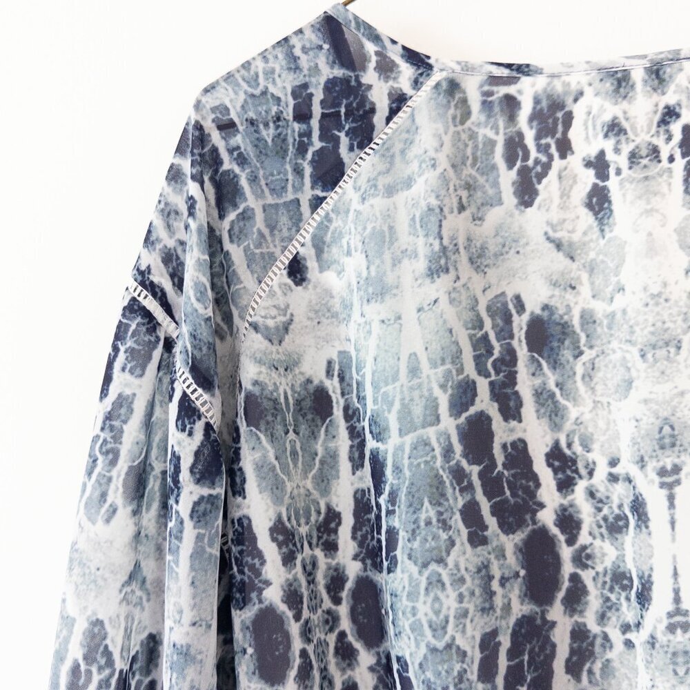 Haute Hippie $395 V Neck Front Tie Snake Animal Print Dress, Size XS - Picture 8 of 10